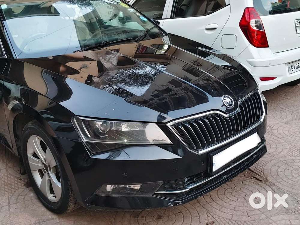 Skoda Superb 2016 Petrol 62000 Km Driven