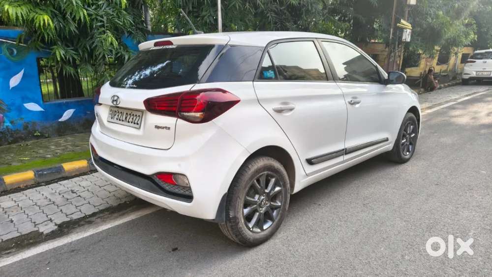 Hyundai I20 Sportz 1.2 Ivt, 2020, Petrol
