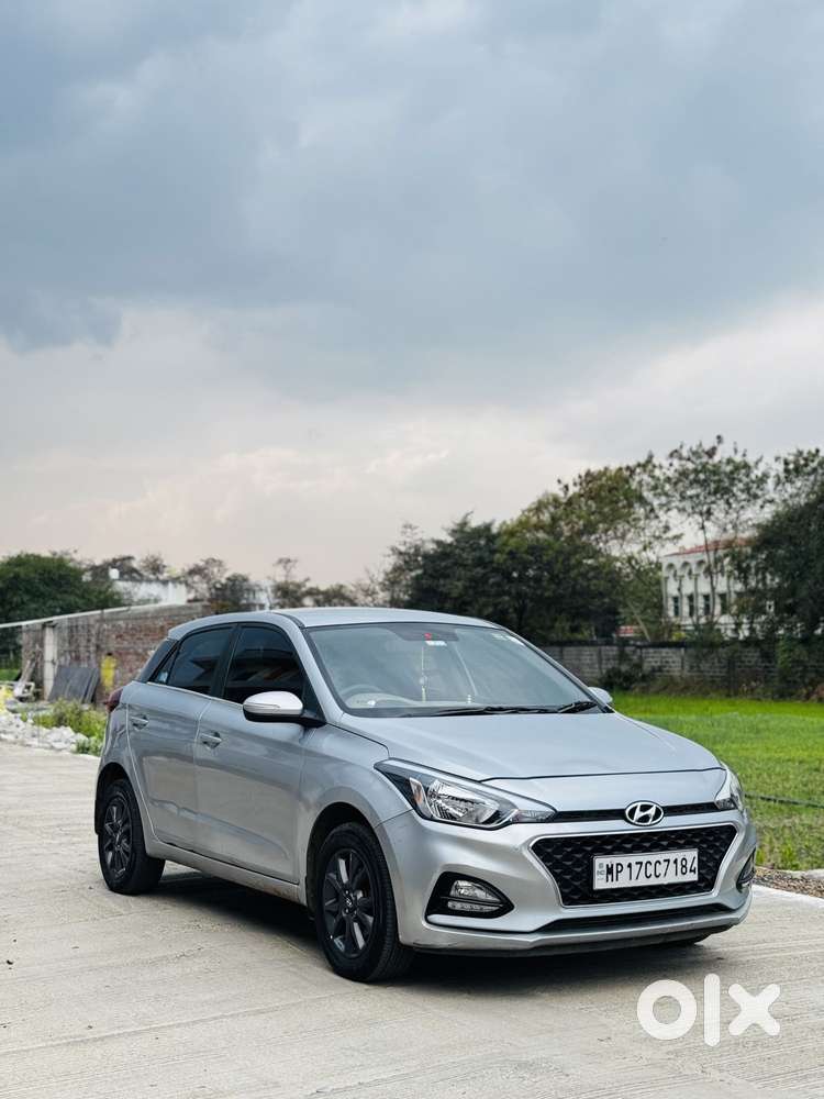 Hyundai I20 Asta (o) 1.2 Mt, 2020, Petrol