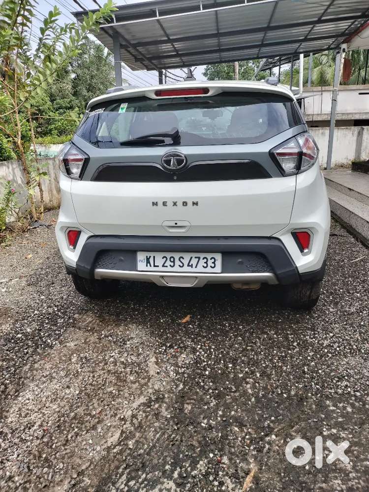 Tata Nexon 2020 Manuel Petrol No Accident Full Company Service
