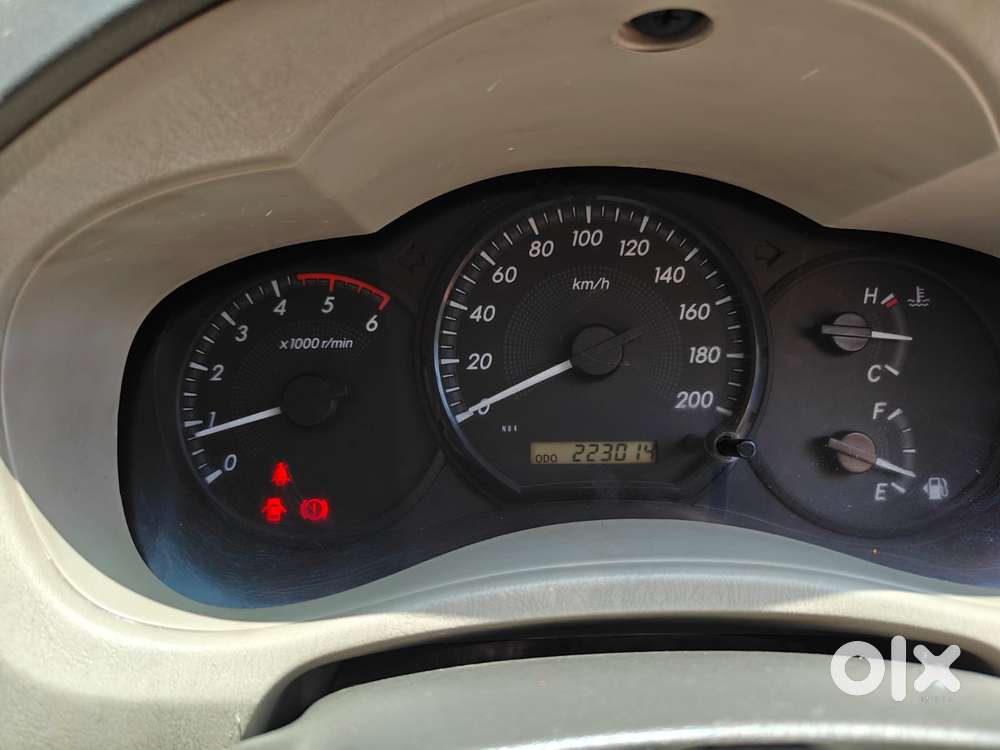 Toyota Innova 2.5 G (diesel) 8 Seater, 2013, Diesel