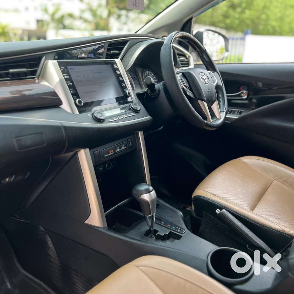 Toyota Innova Crysta [2020-ongoing] 2.4 Zx At 7 Str, 2022, Diesel