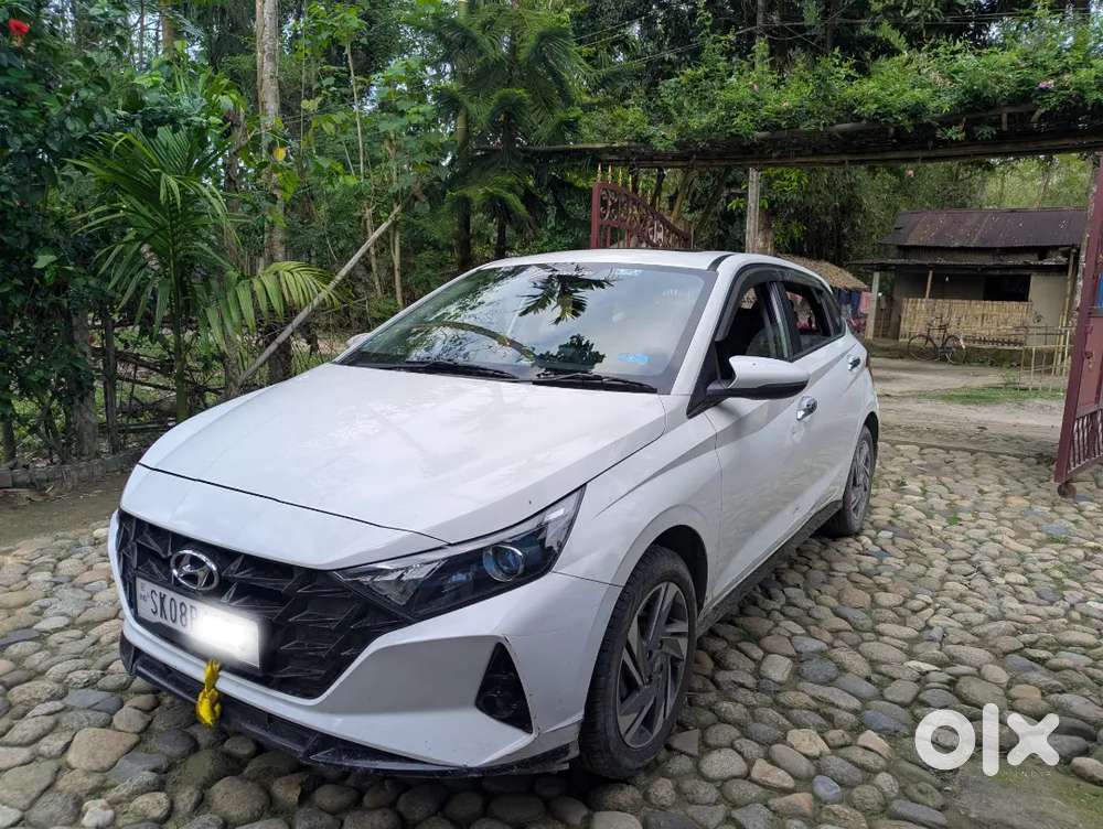 Hyundai New I20 Asta(o)2023 With Sunroof