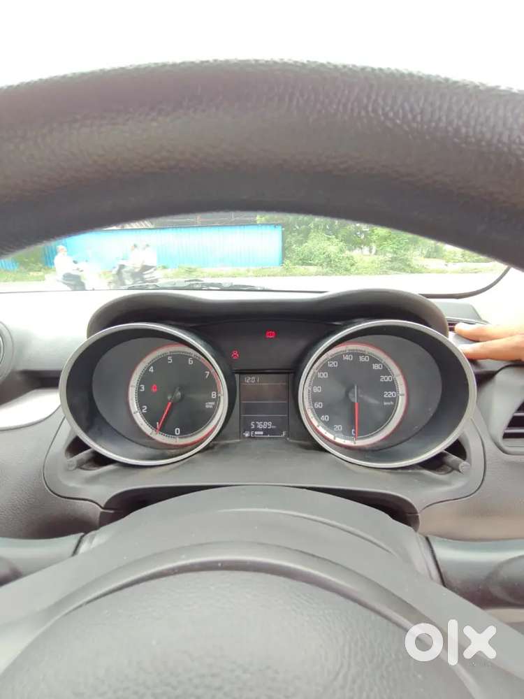 Maruti Suzuki Swift Vxi 2021 Petrol
