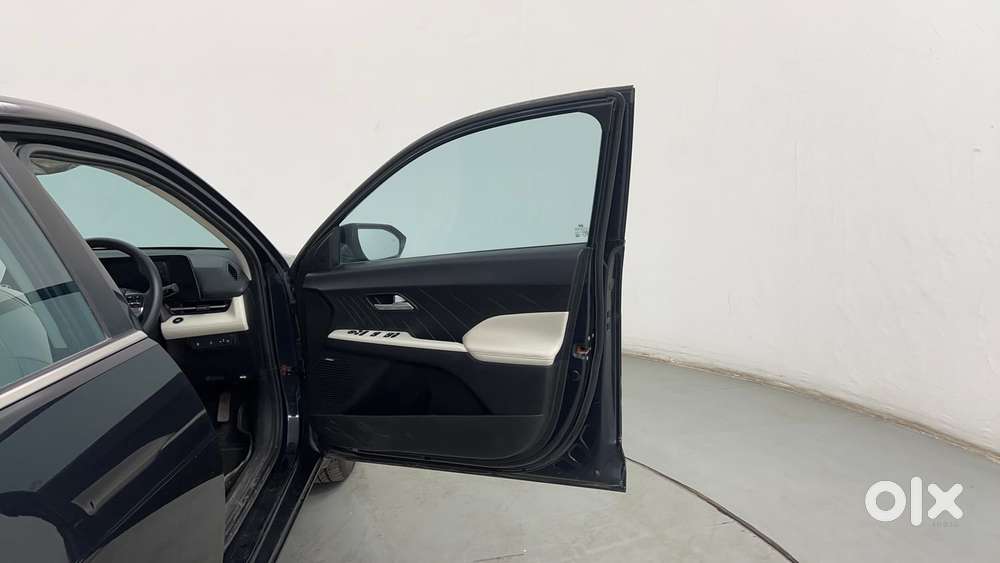 Hyundai Verna 1.5 Sx (o) Vtvt Ivt, 2023, Petrol