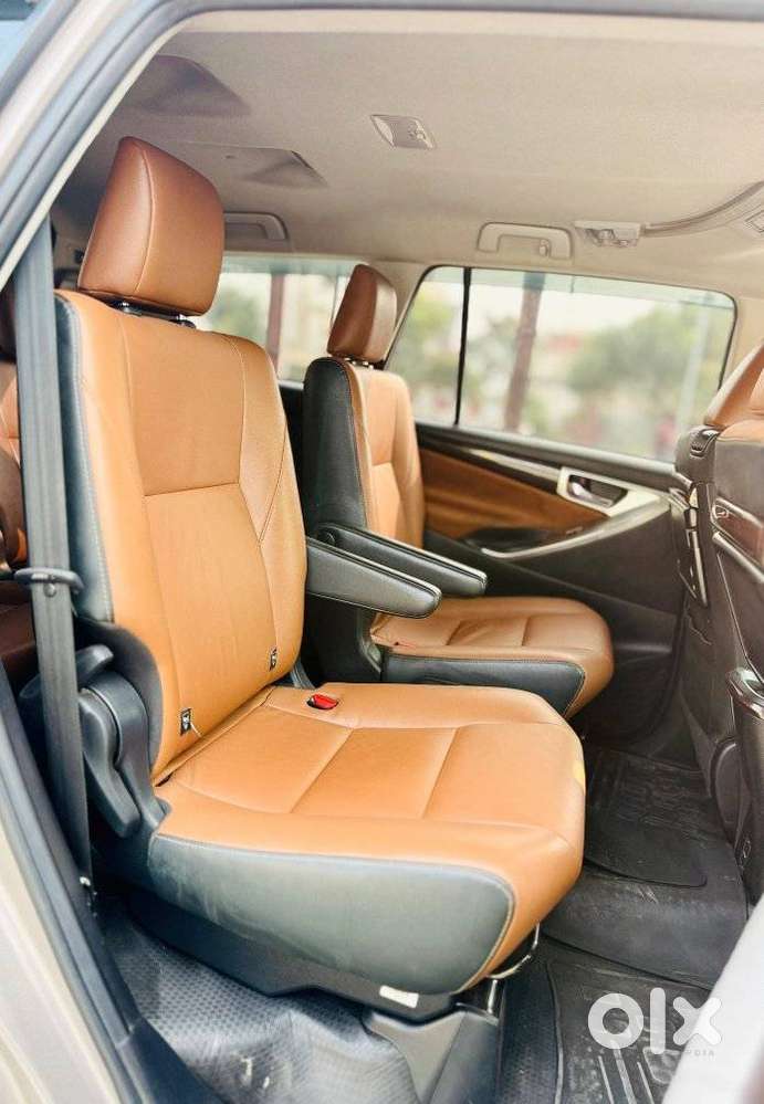 Toyota Innova Crysta [2020-ongoing] 2.7 Zx At 7 Str, 2022, Petrol