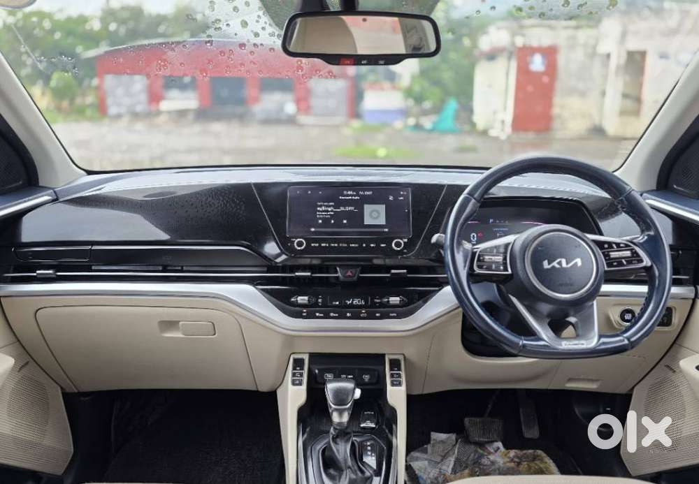 Kia Carens Luxury (o)1.5 Diesel At 7 Str, 2022, Diesel