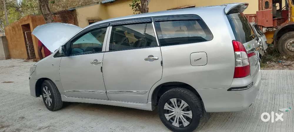 Toyota Innova Hycross 2013 Diesel Car