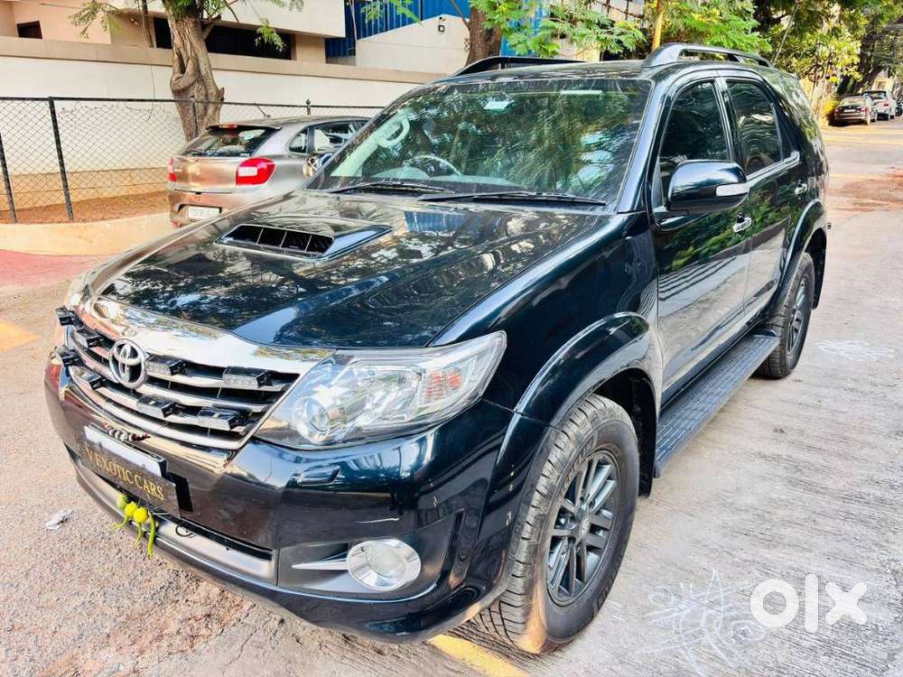 Toyota Fortuner 3.0 4x4 Manual, 2015, Diesel