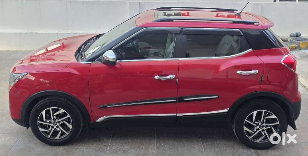 Mahindra Xuv300 W8 (o) 1.5 Diesel Amt, 2023, Diesel