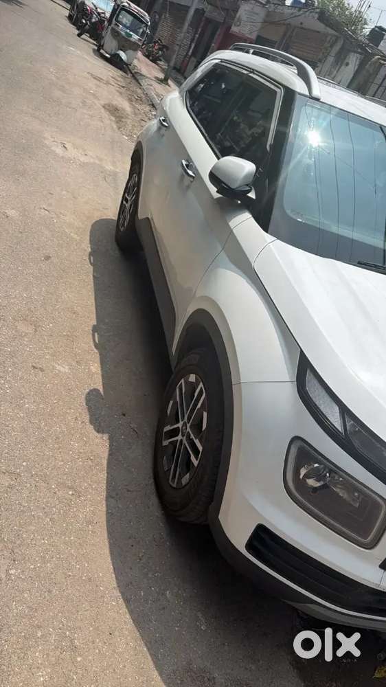 Hyundai Venue 2022 Single Digit No.0008 Diesel Manual 59211 Km