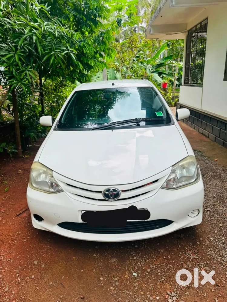 Toyota Etios 2012 Diesel 250000 Km Driven