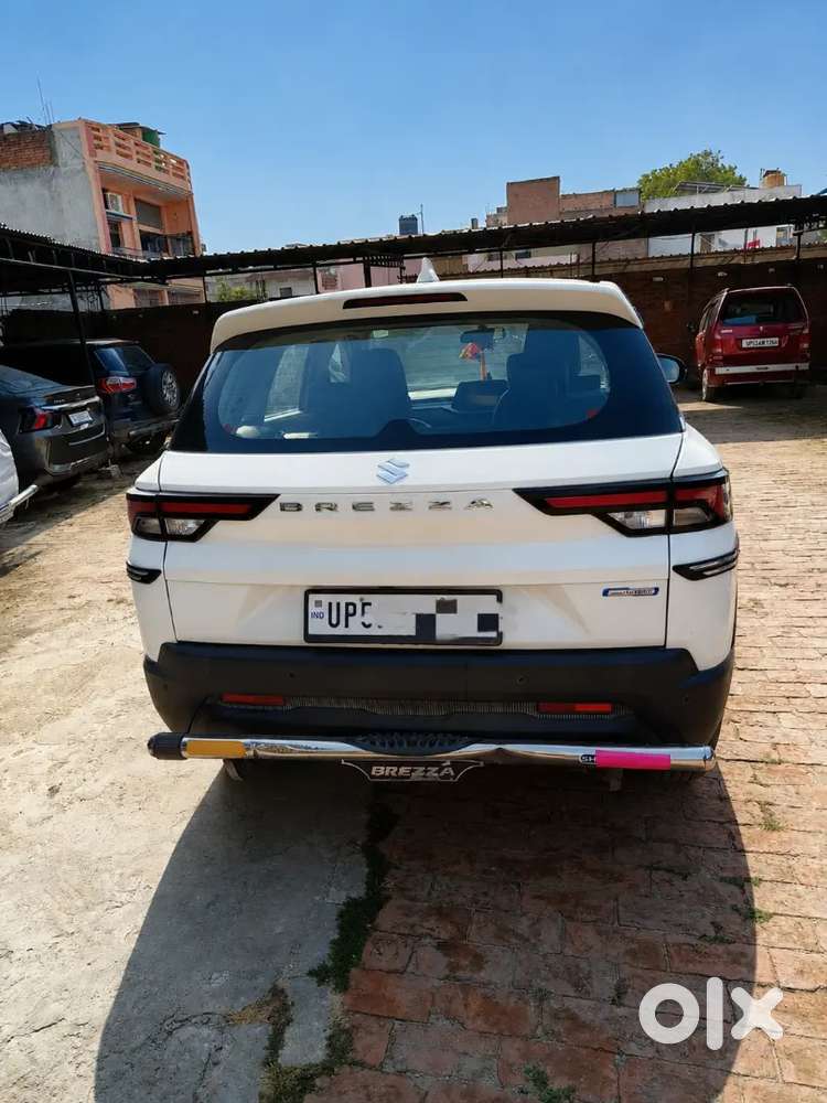 Maruti Suzuki Breeza Vxi Smart Hybrid