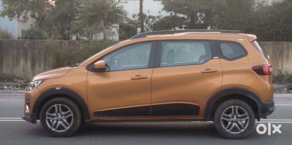 Renault Triber 1.0 Rxz Dual Tone, 2019, Petrol