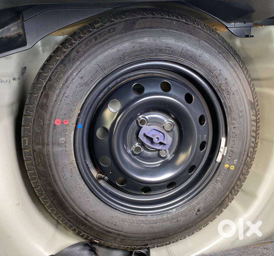 Maruti Suzuki Swift Amt Vxi, 2021, Petrol