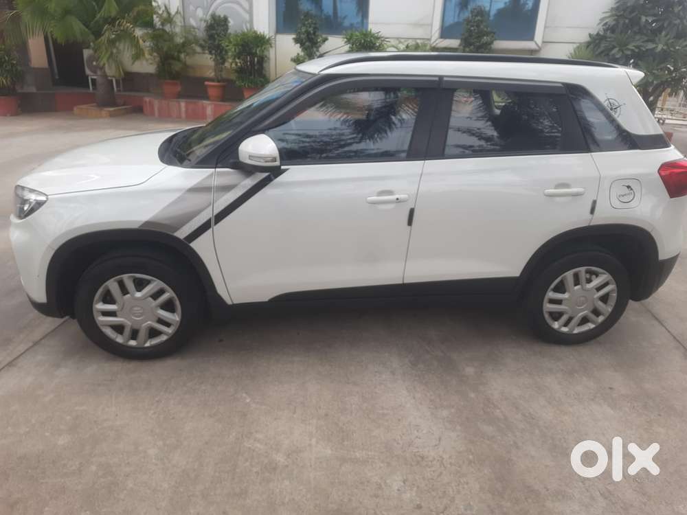 Maruti Suzuki Brezza 1.5 Vxi Smart Hybrid, 2022, Petrol