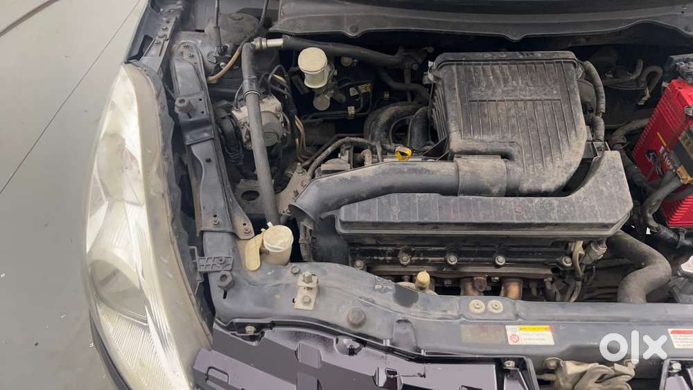 Maruti Suzuki Swift Vvt Vxi, 2016, Petrol