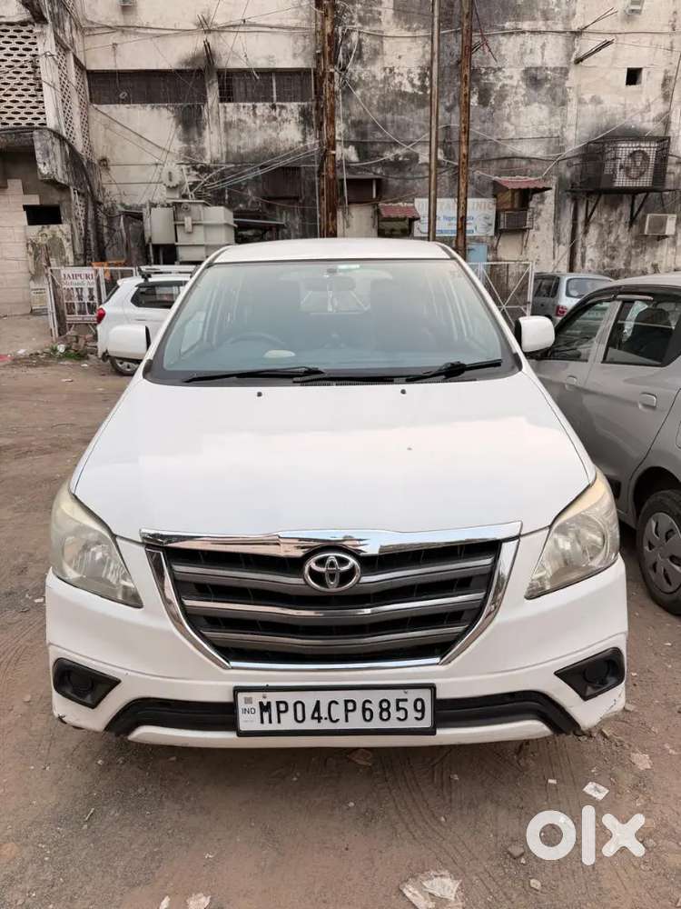 Toyota Innova Diesel 2015