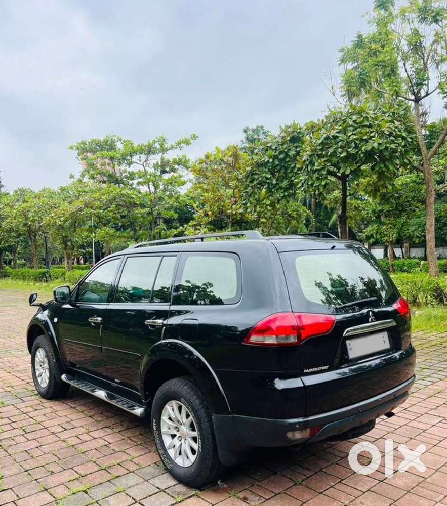Mitsubishi Pajero Sport 2012