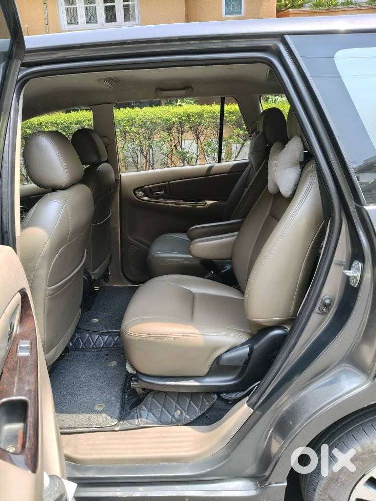 Toyota Innova 2.5 V 7 Str, 2015, Diesel