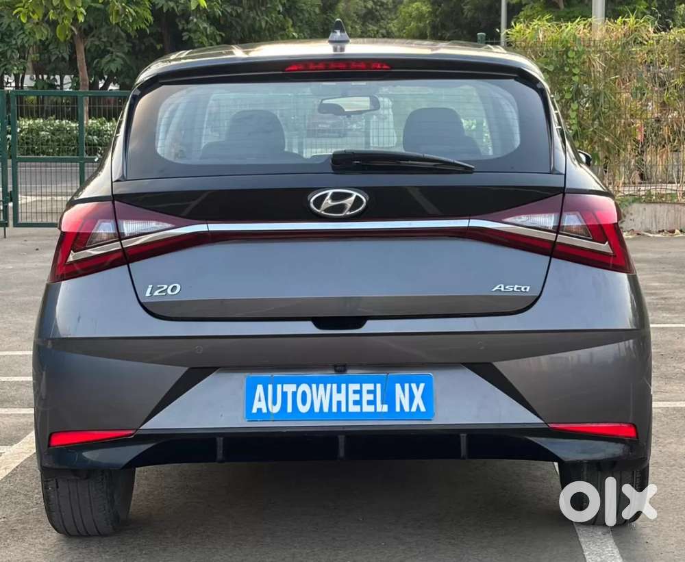 Hyundai I20 Asta (o) 1.2 Mt, 2021, Petrol