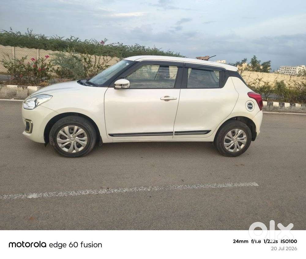 Maruti Suzuki Swift 1.2 Vxi (o), 2022, Petrol