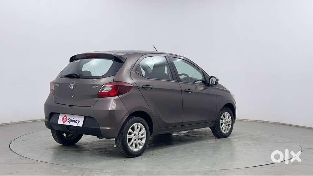 Tata Tiago Xza, 2017, Petrol