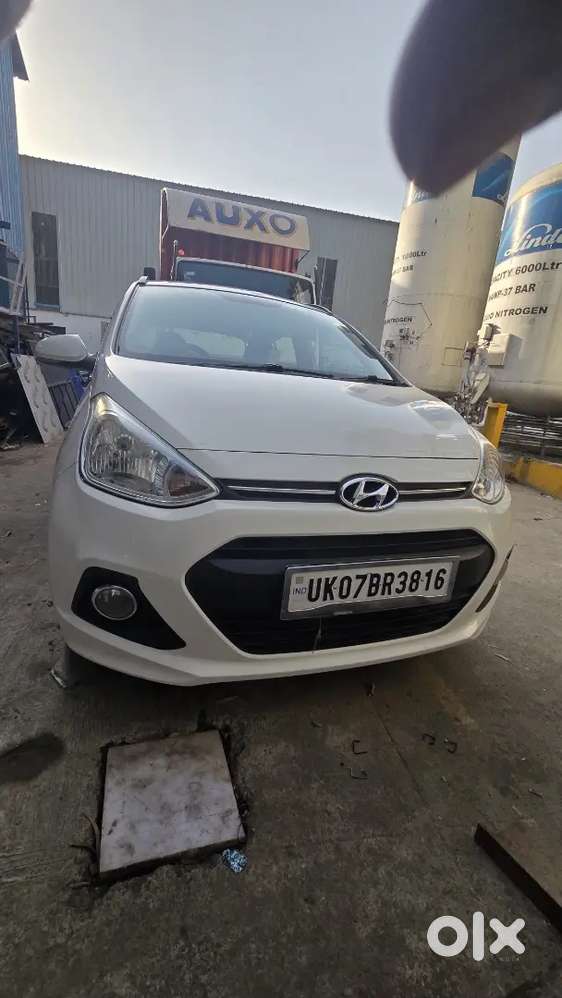 Hyundai Grand I10 2016 Petrol 32000 Km Driven