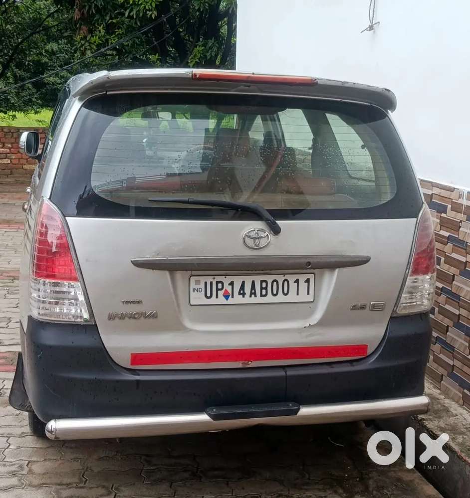 Toyota Innova 2006 Diesel 150000 Km Driven