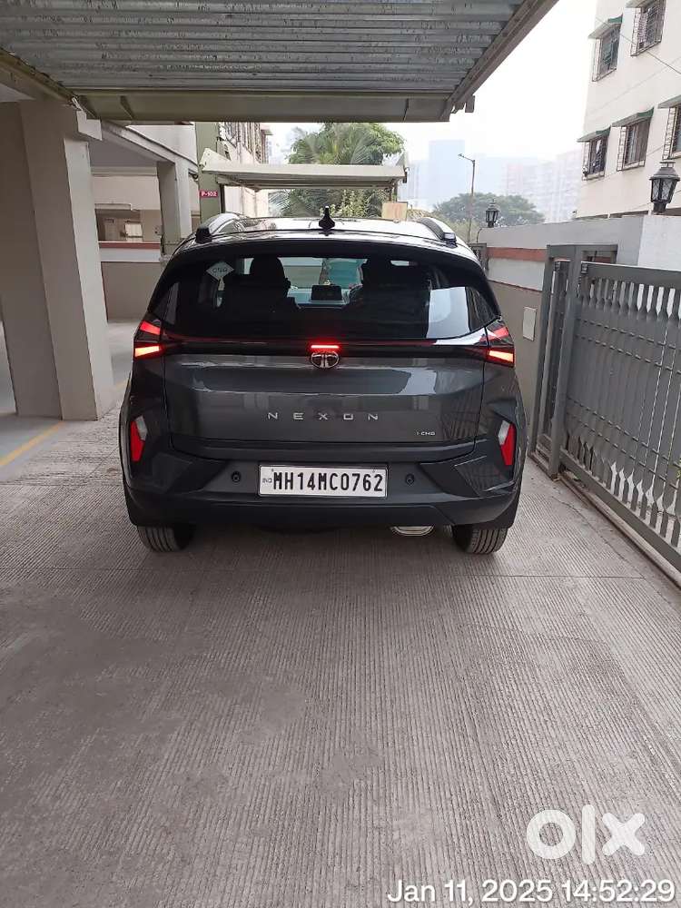 Tata Nexon Petrol+cng 2025 Brand New Dark Grey Colour