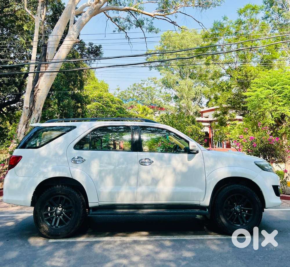 Toyota Fortuner 3.0 4x2 Mt, 2015, Diesel