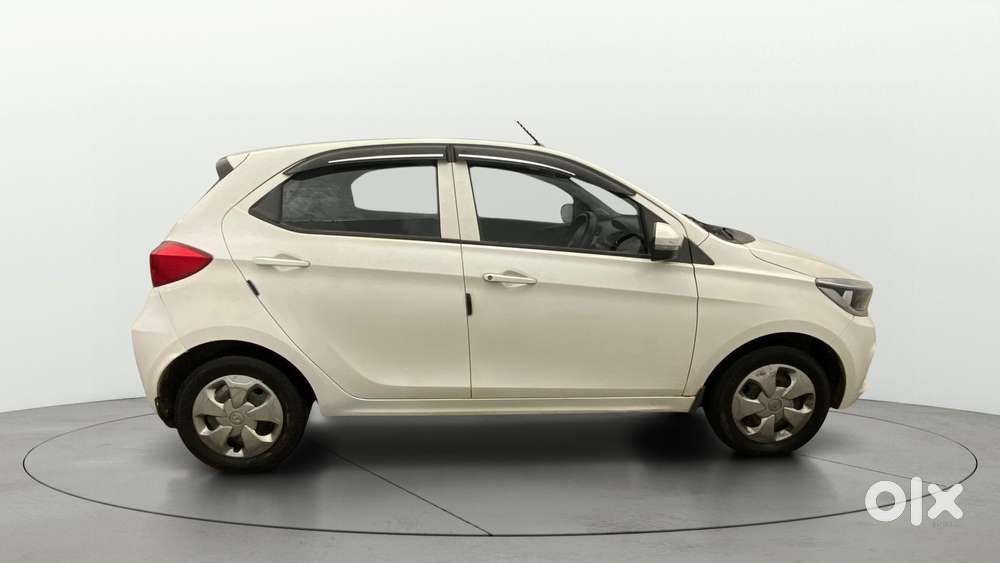 Tata Tiago 1.2 Revotron Xt, 2020, Petrol