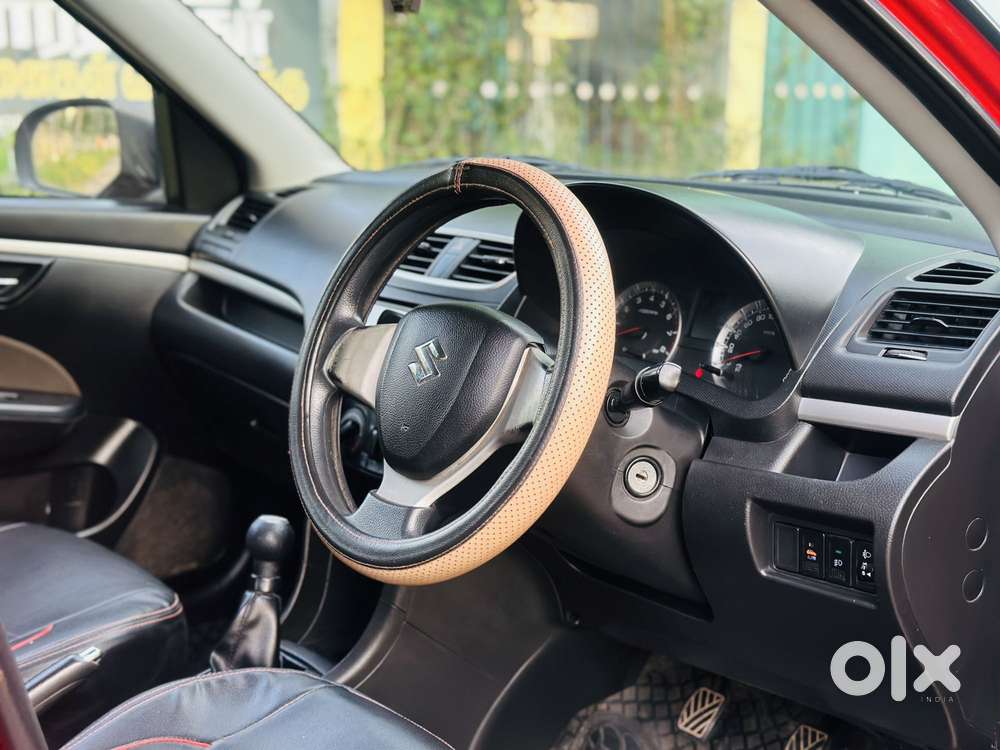 Maruti Suzuki Swift Vxi Abs Bsiv, 2014, Petrol