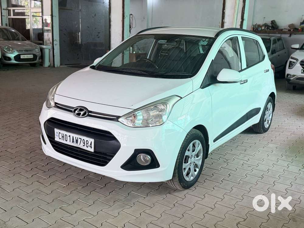 Hyundai Grand I10 Sportz, 2014, Petrol
