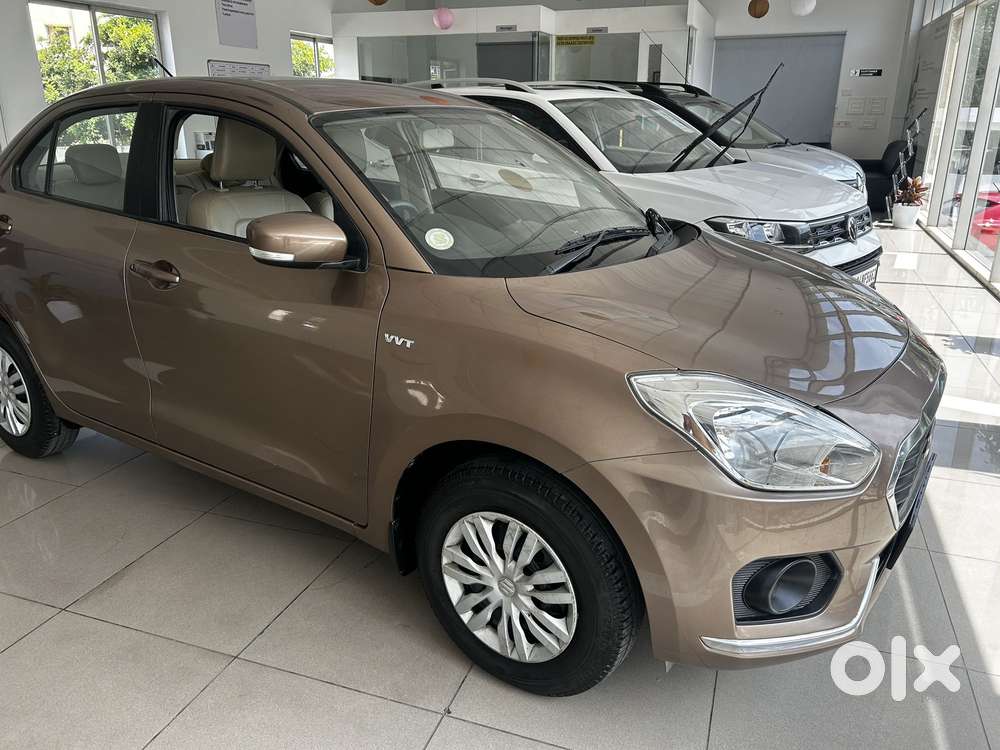 Maruti Suzuki Swift Dzire 1.2 Vxi, 2017, Petrol