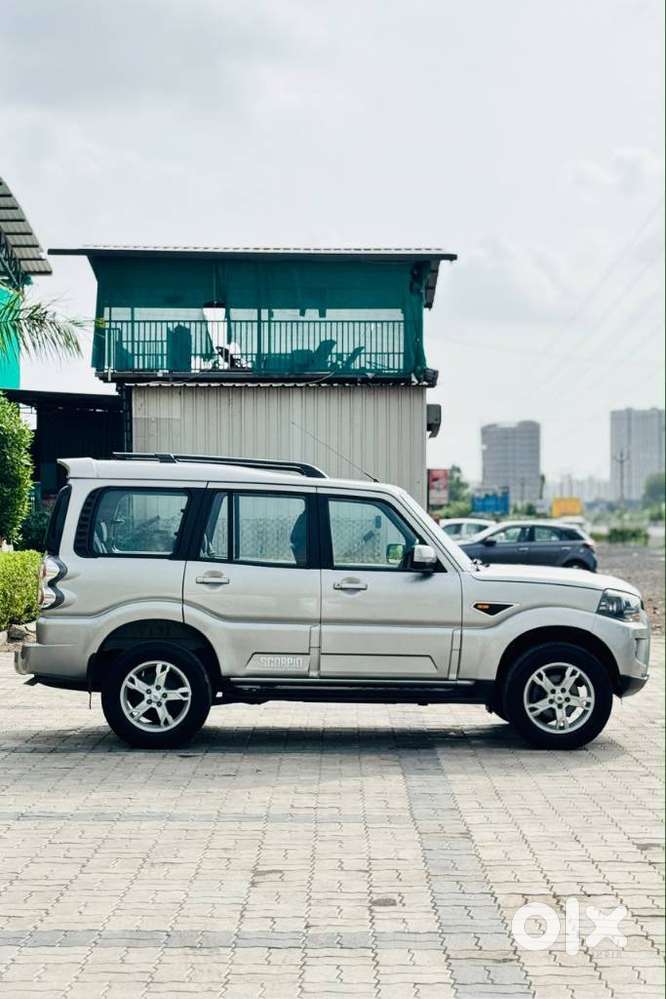Mahindra Scorpio, 2015, Diesel