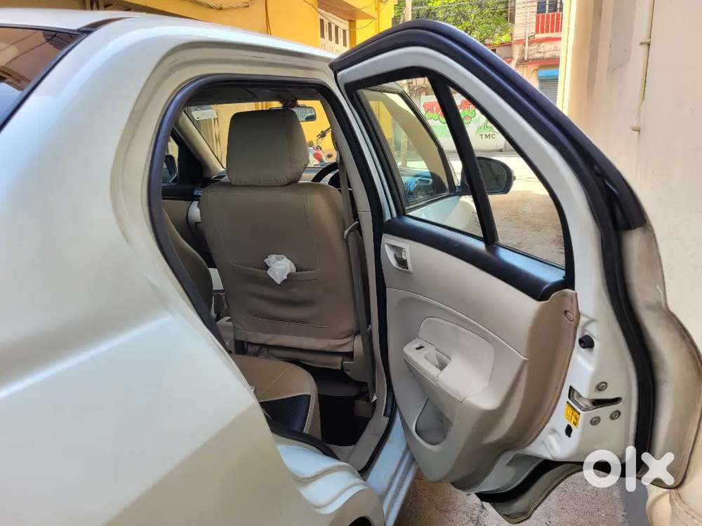 Maruti Suzuki Dzire 2016 Diesel 76000 Km Driven