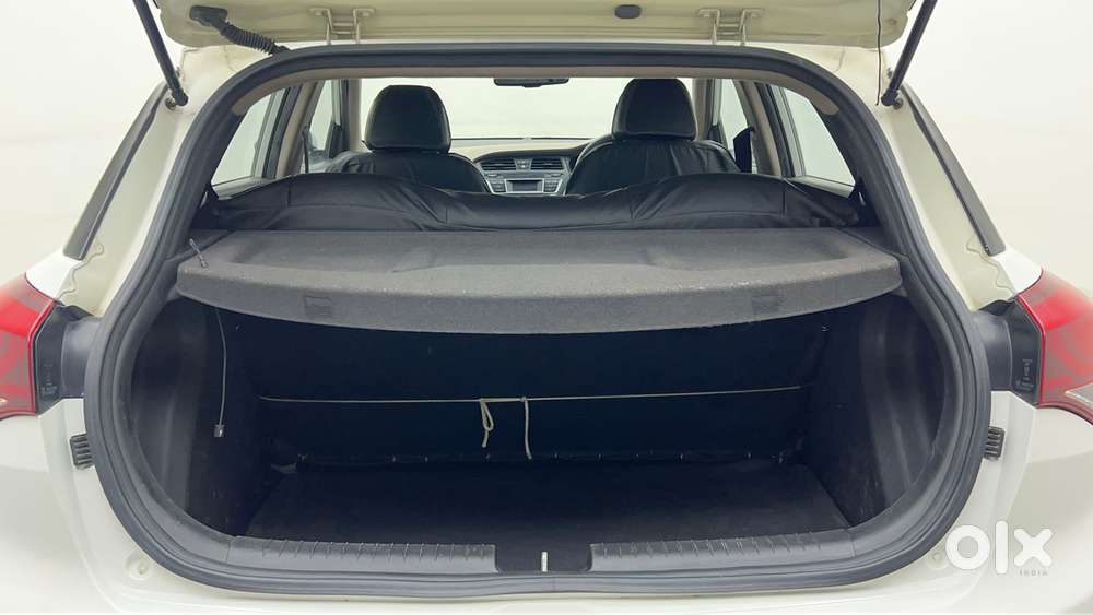 Hyundai Elite I20 [ ] 1.2 Sportz, 2016, Petrol