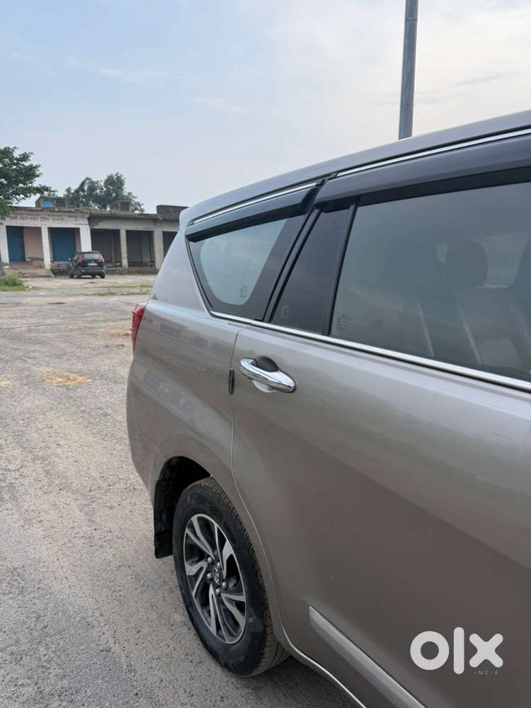 Toyota Innova Crysta 2021 Diesel Second-owner