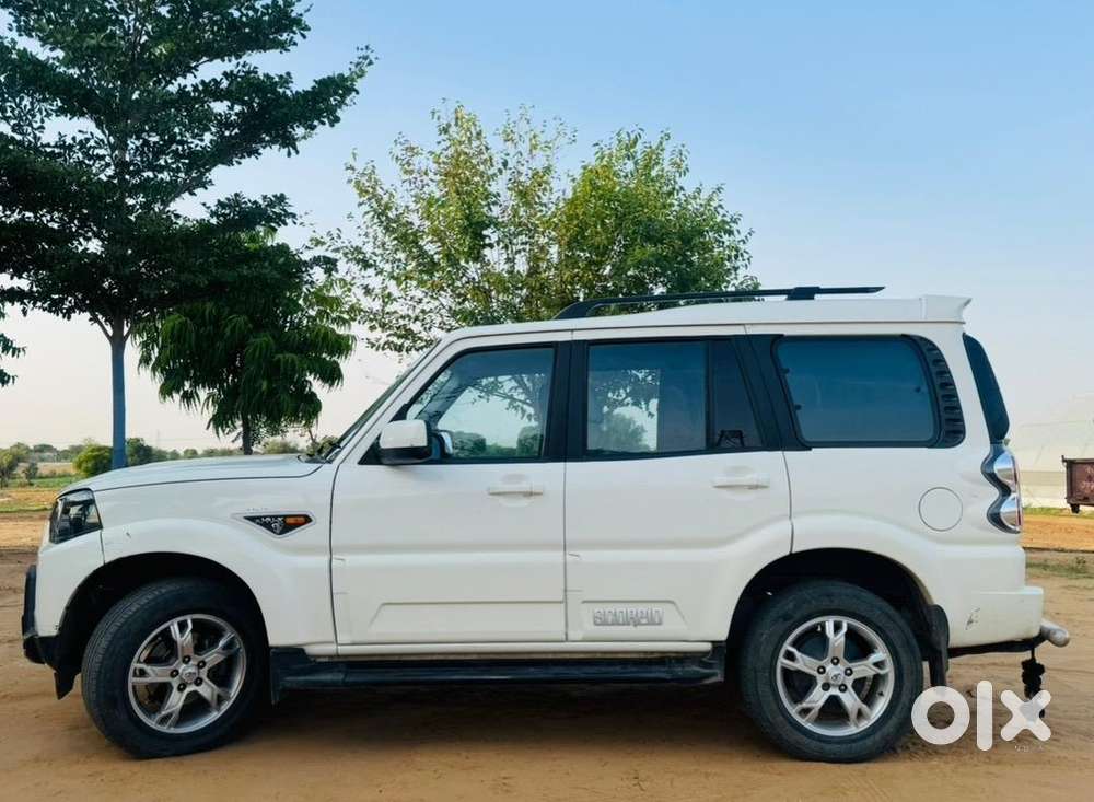 Mahindra Scorpio 2016 Diesel 101000 Km Driven