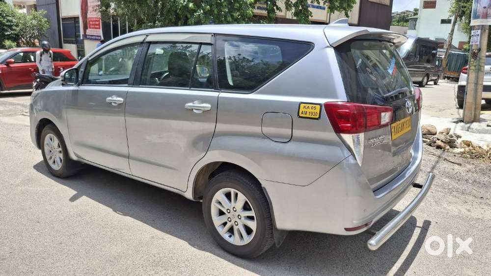 Toyota Innova Crysta 2.4 G Mt, 2023, Diesel