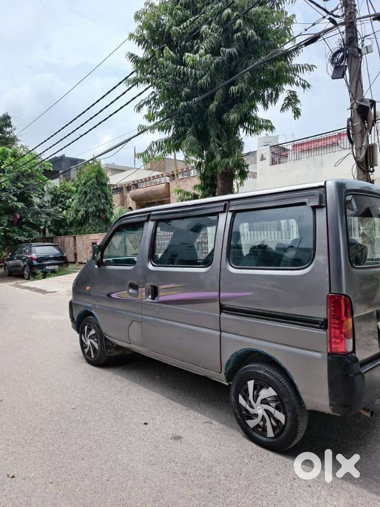 Maruti Suzuki Eeco Smiles 7 Seater Standard, 2018, Cng & Hybrids