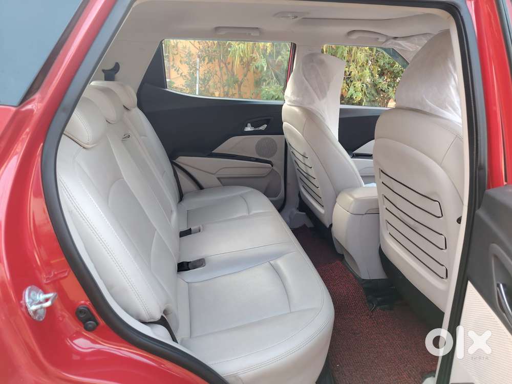 Mahindra Xuv300 W8 Option Diesel, 2022, Diesel