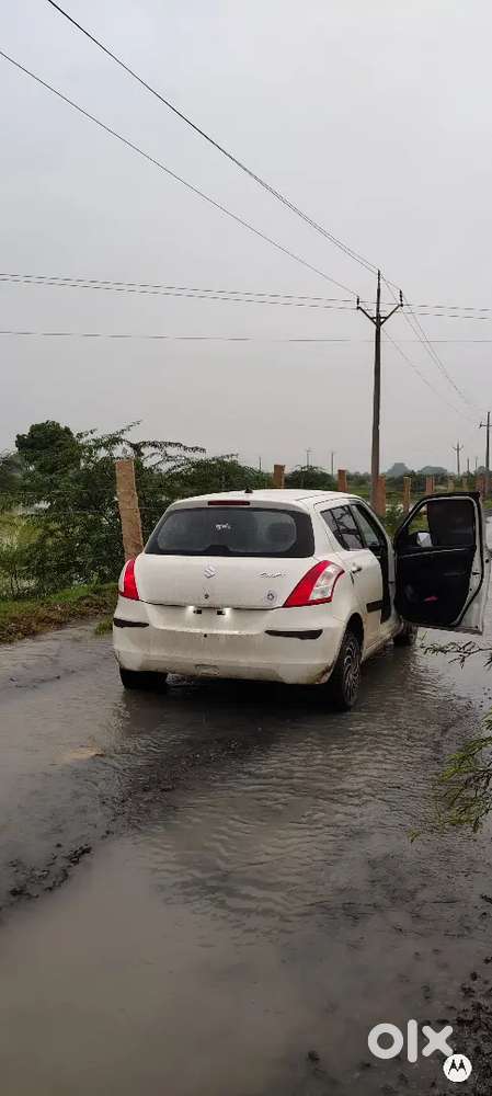 Maruti Suzuki Swift Vxi 2018