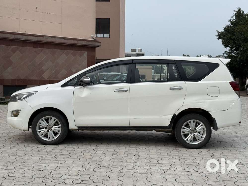 Toyota Innova Crysta 2.4 Zx Mt, 2018, Diesel