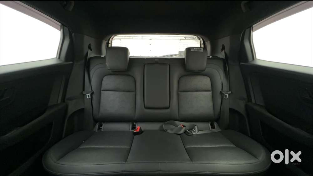 Tata Altroz 1.2 Xz Plus Dark Edition, 2022, Petrol