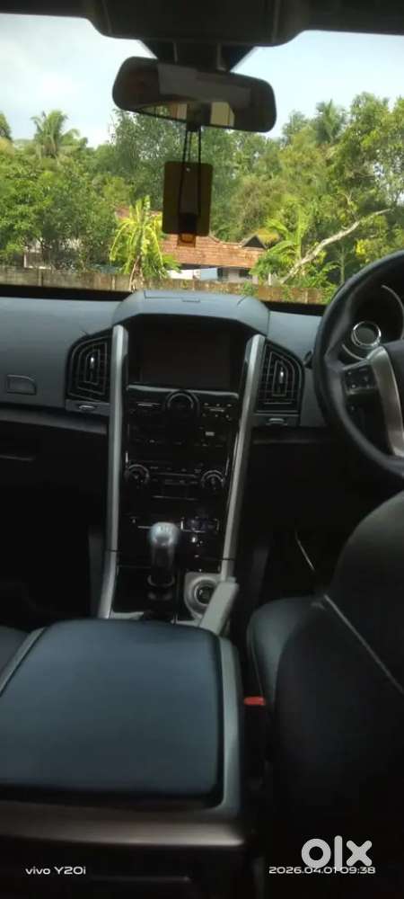 Mahindra Xuv500 2019 Diesel 190000 Km Driven