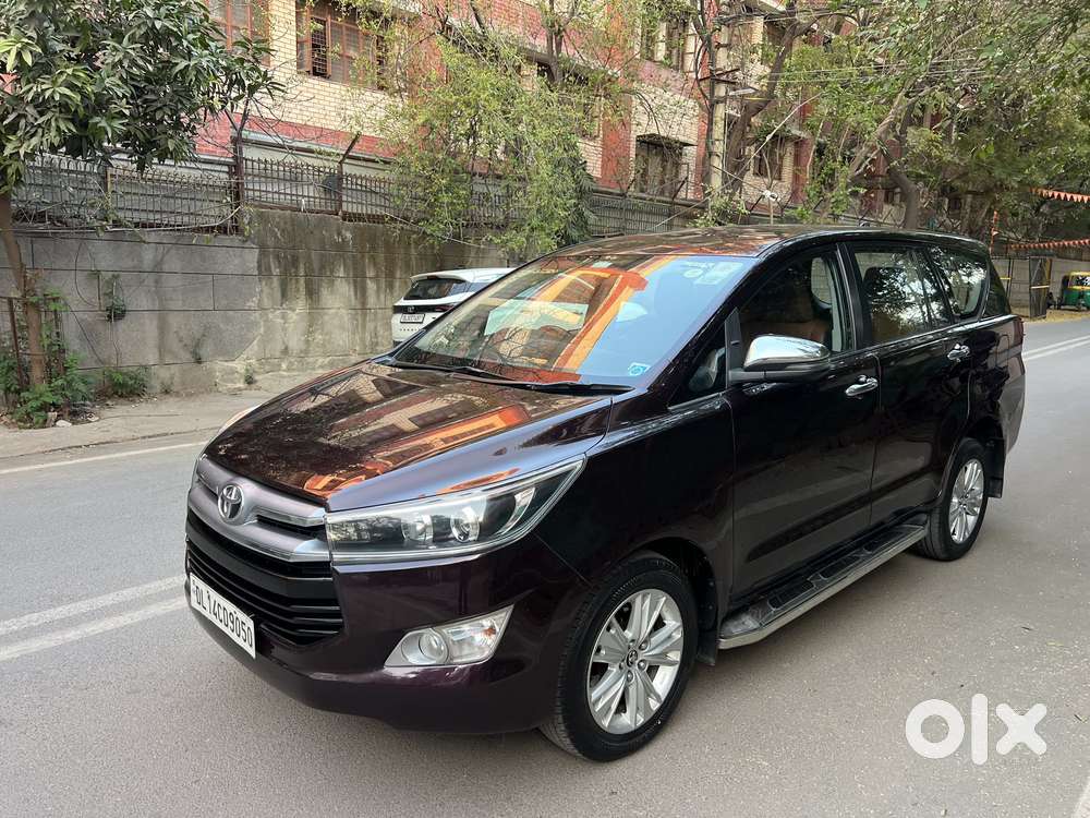 Toyota Innova Crysta