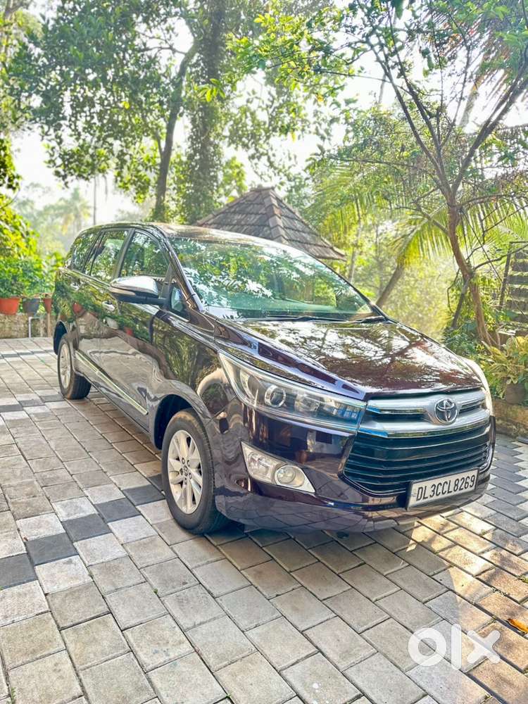 Toyota Innova Crysta 2017