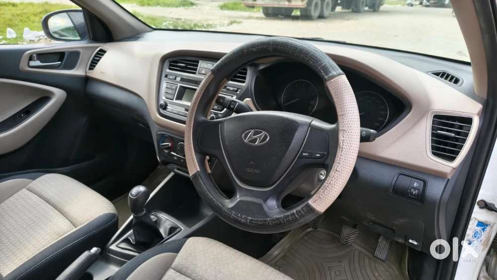 Hyundai Elite I20 [ ] 1.2 Magna Executive, 2017, Petrol